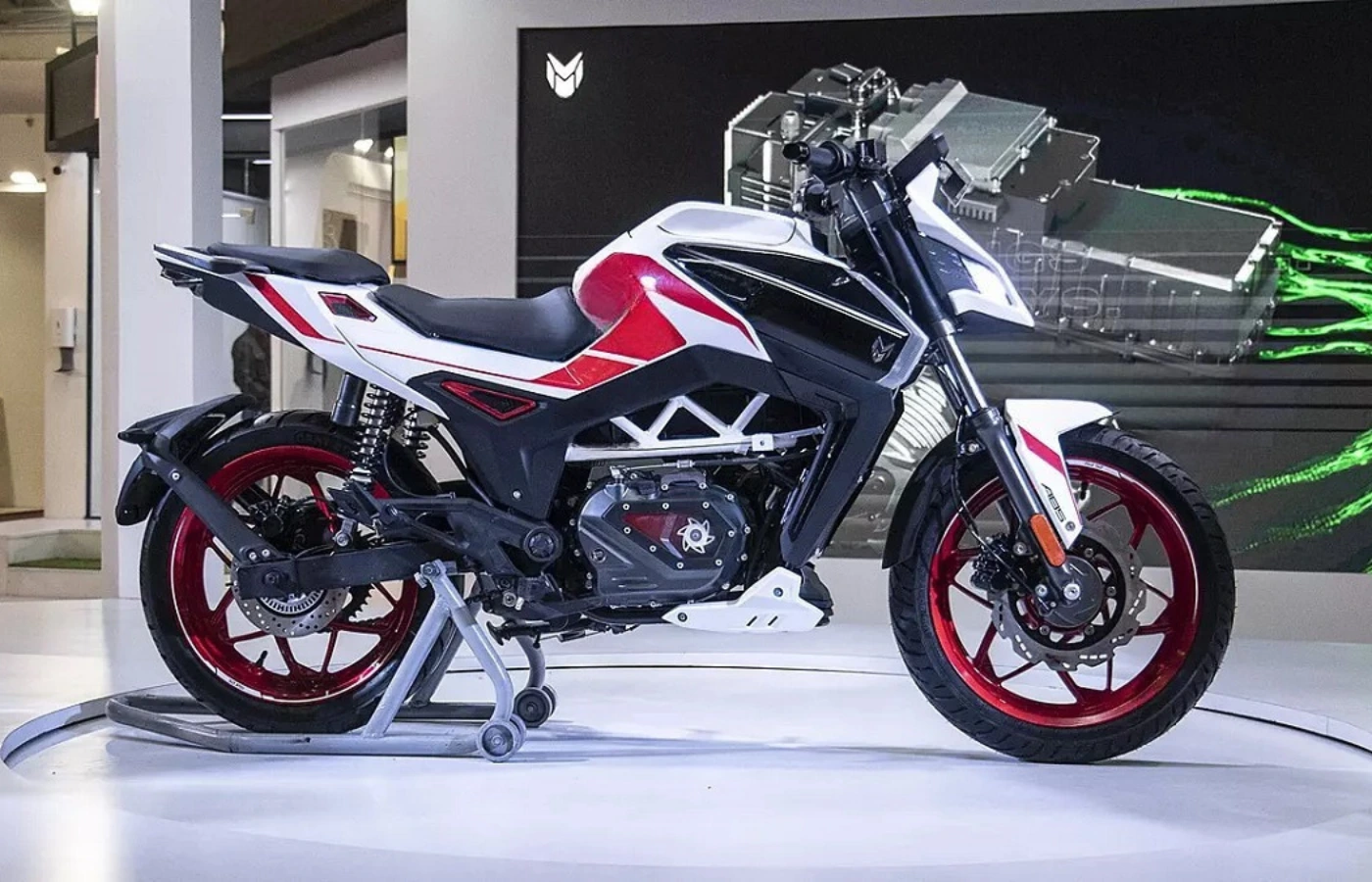 The Matter Aera has officially launched in Delhi for Rs 1.93 Lakh. Meet the pioneering EV geared motorbike.
